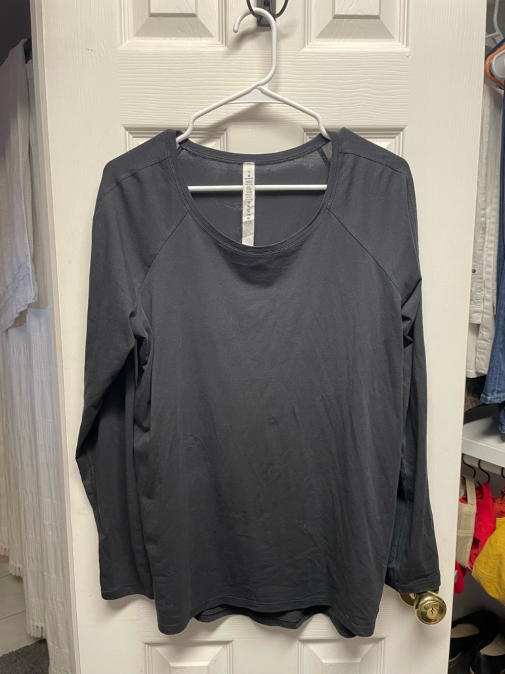 lululemon athletica Black Long-Sleeve Crewneck Top - Picture 2 of 3
